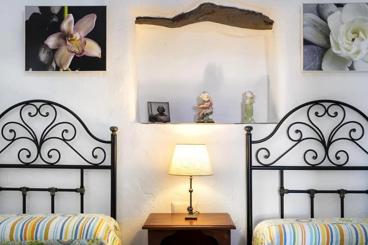 Cortijo Salva Villa Periana 0*,